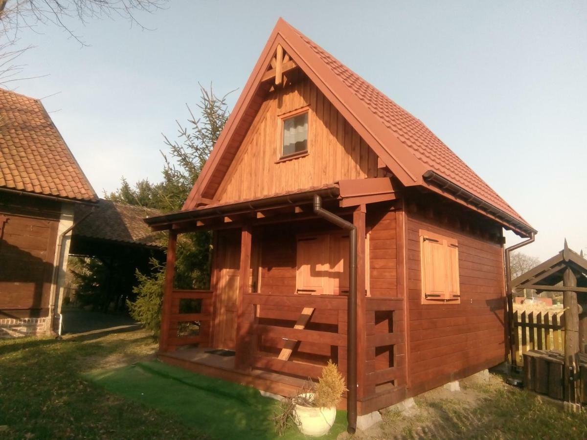 Apartamenty Pod Lipami Junoszyno Buitenkant foto